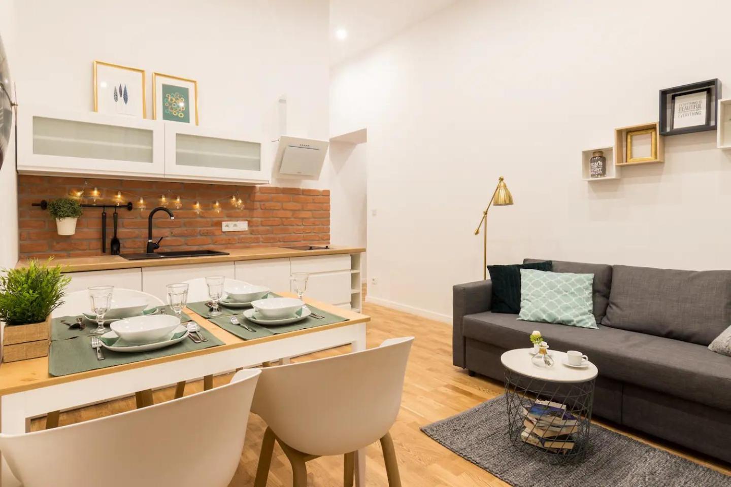 Old Town Apartment - Dluga 30 Street クラクフ エクステリア 写真